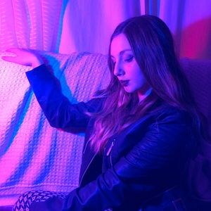 Meet your Posher, Clara